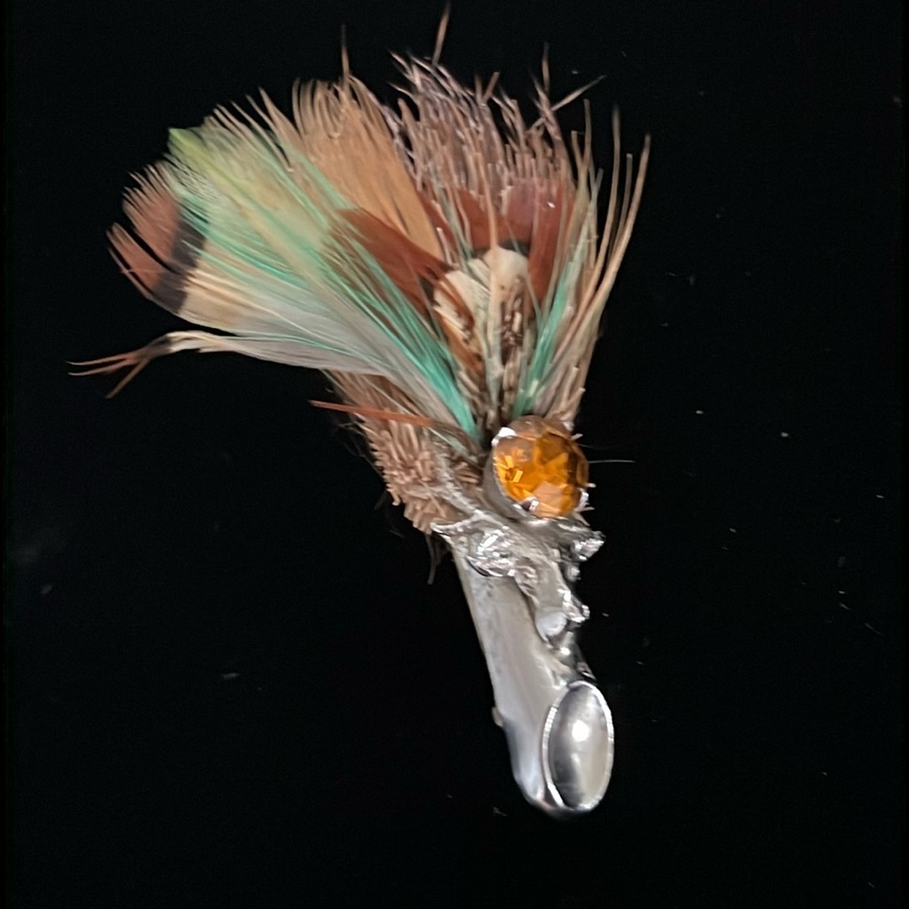Scottish Plume Stag Head Pin Brooch Orange Glass Stone Silver Tone Mizpah Deer